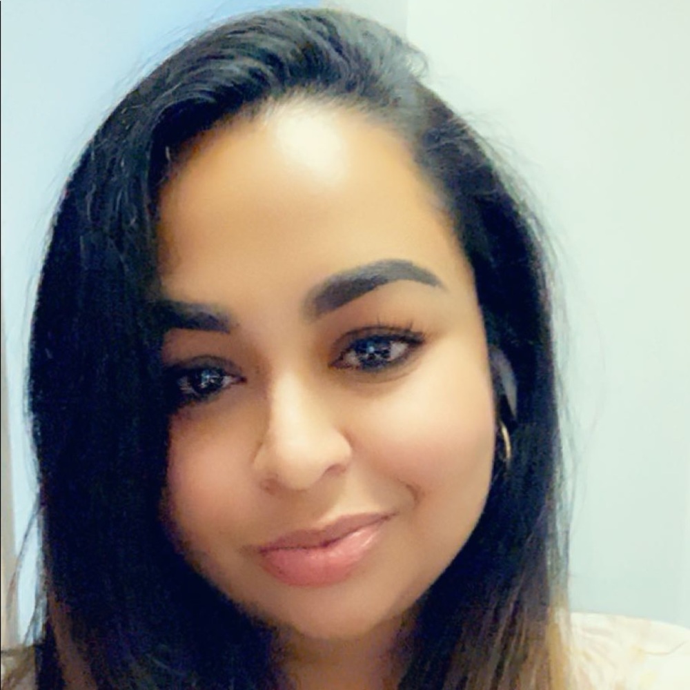 Meet your Posher, Emma